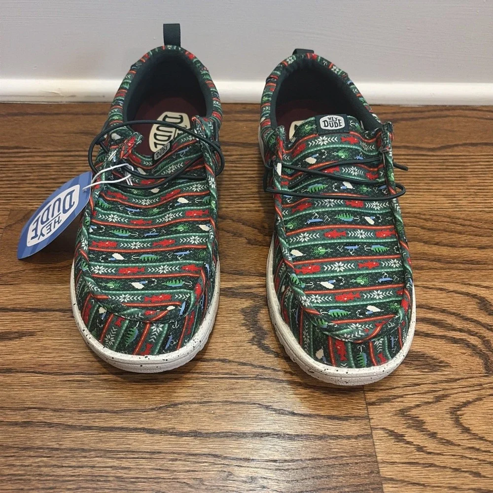 Hey Dude Wally Merry Fishmas Pine Green Christmas Sweater Shoes Men's Size 12